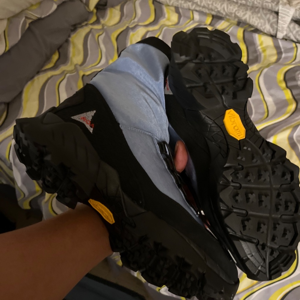 Vibram - Picture 3 of 3